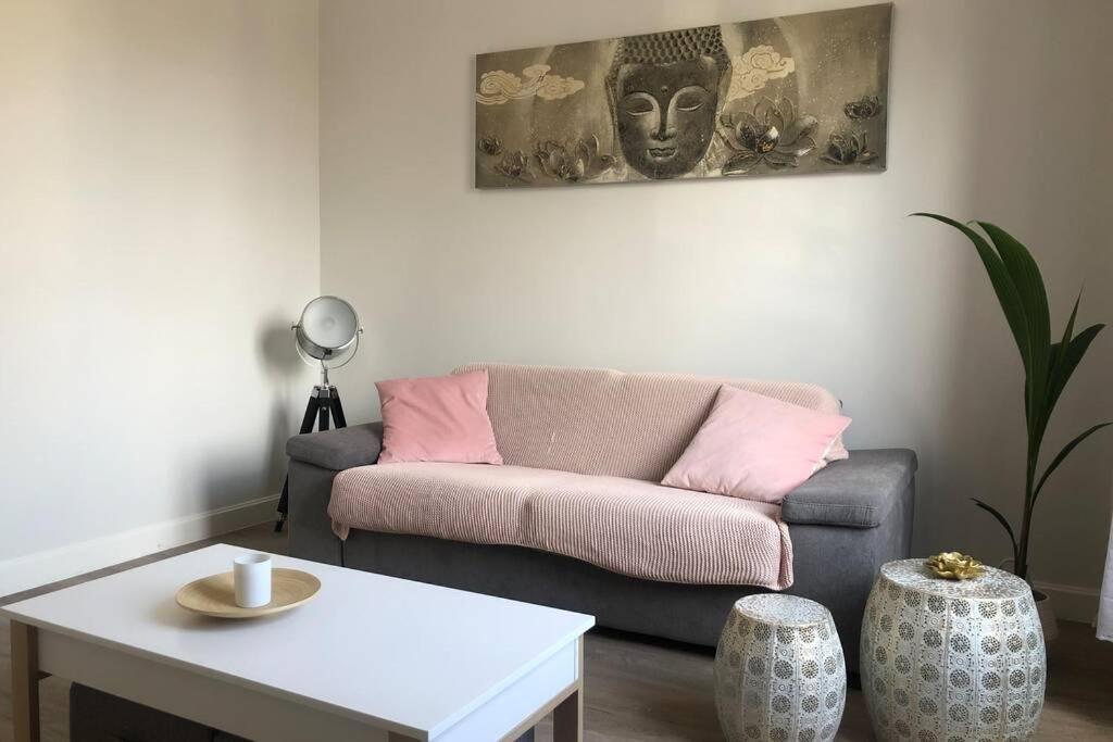 Grand appartement moderne tout équipé avec jardin Clermont-Ferrand Exterior foto
